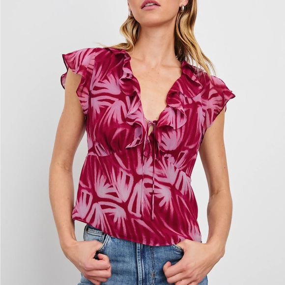 Rails Tops - NWT Rails Carmine Tie Dye Top Size Small